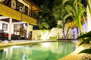 Отель Villa Gardenia  Kuta